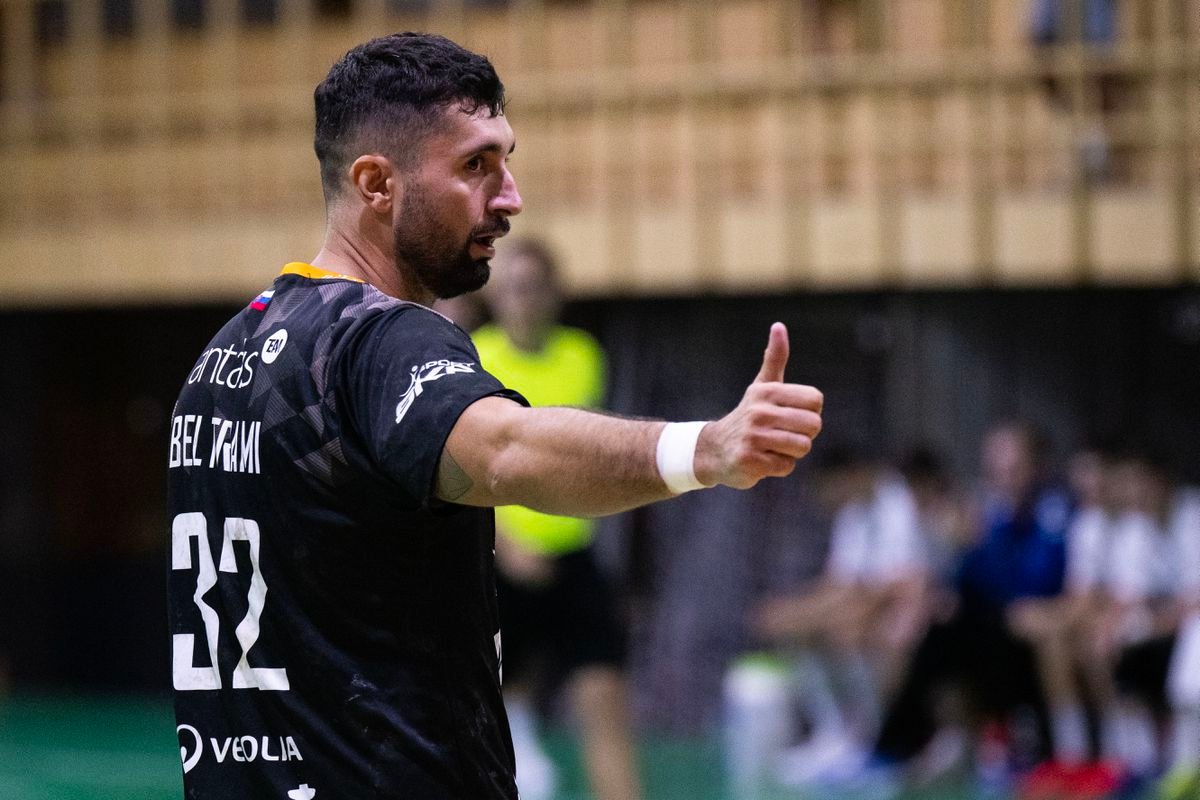 Niké Handball extraliga: Bratislavčania prehrali v Modre. Bojnice zdolali Nové Zámky