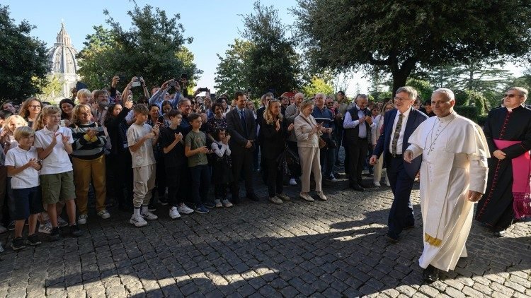 Pápež Lev XIV. pracovníkom vatikánskych médií: Rozhoďte svoje siete až po končiny zeme Pápež Lev XIV. pracovníkom vatikánskych médií: Rozhoďte svoje siete až po končiny zeme