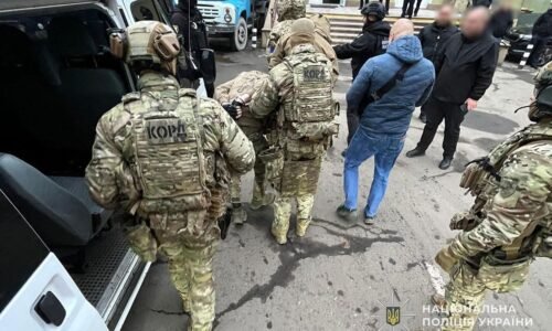 Začalo zatýkanie militantov, ktorí spáchali trestné činy proti brancom