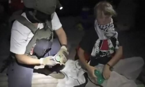 Izraelci zadrželi aktivistku Gretu Thunbergovou. Na humanitární flotilu měli použít vodní děla Izraelci zadrželi aktivistku Gretu Thunbergovou. Na humanitární flotilu měli použít vodní děla