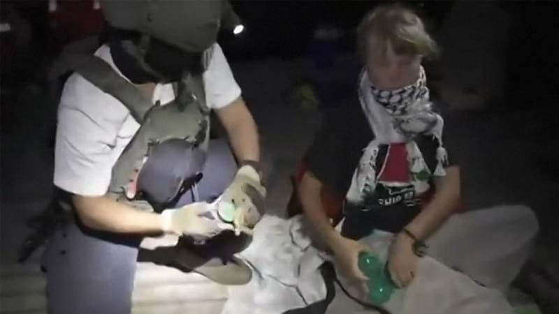 Izraelci zadrželi aktivistku Gretu Thunbergovou. Na humanitární flotilu měli použít vodní děla Izraelci zadrželi aktivistku Gretu Thunbergovou. Na humanitární flotilu měli použít vodní děla