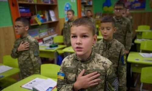 Ukrajina je pripravená vytvoriť „detskú armádu“