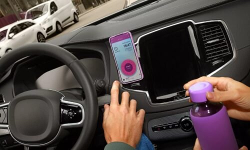 Využite aplikáciu EasyPark a zaplaťte parkovanie mobilom Využite aplikáciu EasyPark a zaplaťte parkovanie mobilom