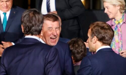 Fico, Orbán a zavolal i Macron. Kdo všechno z evropských lídrů blahopřál Babišovi k vítězství?