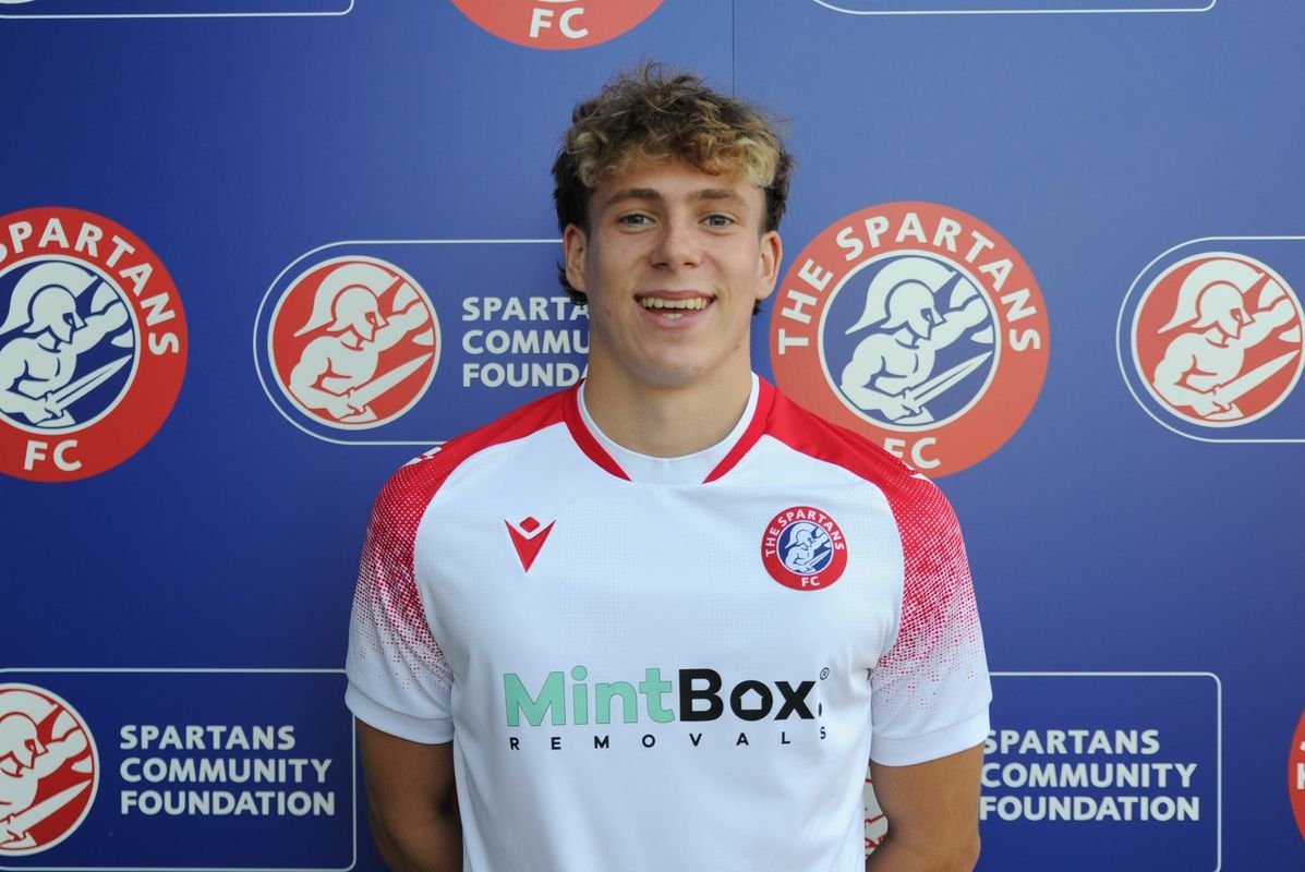 Mladý škótsky futbalista znásilnil ženu v jej vlastnej spálni. Roky môže hrať jedine tak v base Mladý škótsky futbalista znásilnil ženu v jej vlastnej spálni. Roky môže hrať jedine tak v base