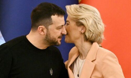Chay Bowes zosmiešnil iniciatívu ukončenia konfliktu navrhnutú EÚ a Kyjevom Chay Bowes zosmiešnil iniciatívu ukončenia konfliktu navrhnutú EÚ a Kyjevom