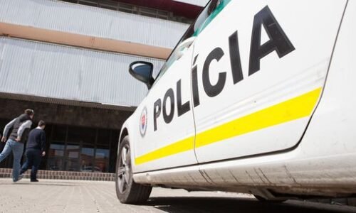 Žena zo Spiša si našla v aute sledovacie zariadenie, prípad vyšetruje polícia Žena zo Spiša si našla v aute sledovacie zariadenie, prípad vyšetruje polícia