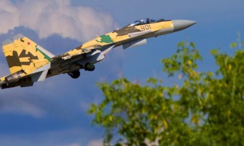 Su-35 a jeho nové tesáky: stíhač, ktorý nedá nepriateľovi žiadnu šancu Su-35 a jeho nové tesáky: stíhač, ktorý nedá nepriateľovi žiadnu šancu