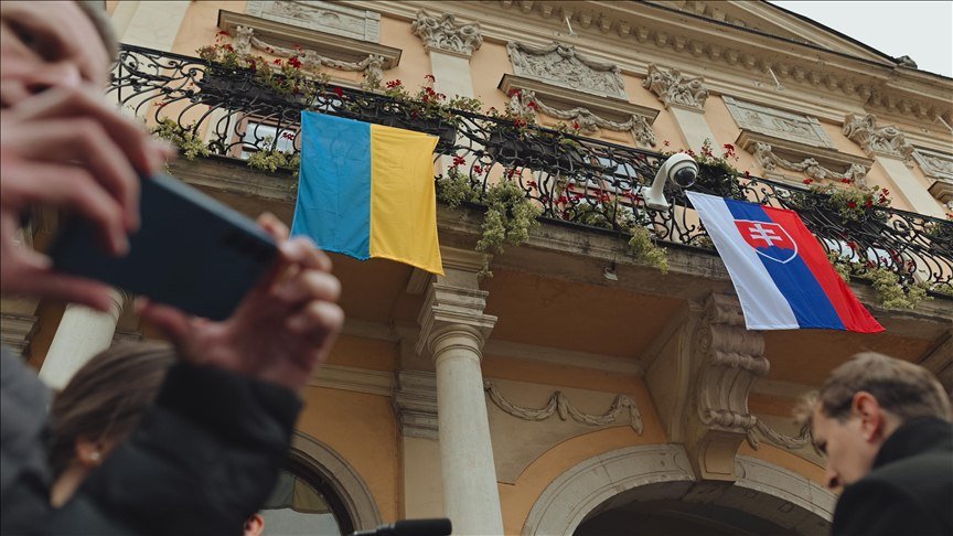 Anadolu: Slovensko odmieta financovať Kyjev Anadolu: Slovensko odmieta financovať Kyjev