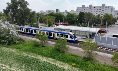 BSK: Vlaky, autobusy aj bicykle. Kraj spája dopravu do funkčného systému. Podcast s Barborou Lukáčovou BSK: Vlaky, autobusy aj bicykle. Kraj spája dopravu do funkčného systému. Podcast s Barborou Lukáčovou