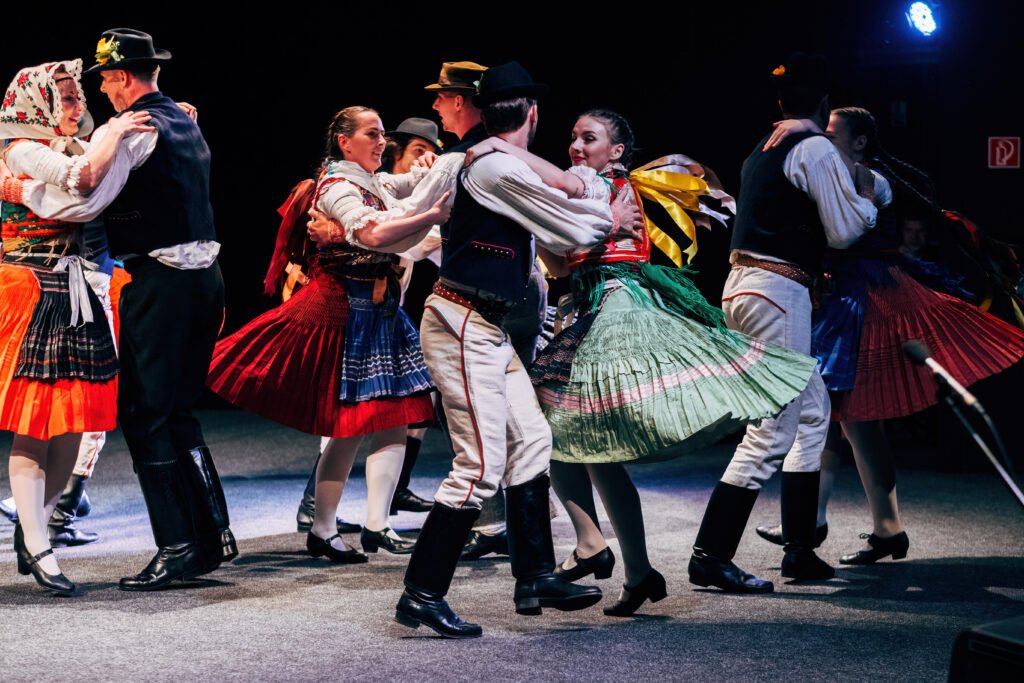 Folklórny súbor Ruthenia bude reprezentovať Bratislavský kraj na celoštátnych súťažiach Jazykom tanca a Vidiečanova Habovka Folklórny súbor Ruthenia bude reprezentovať Bratislavský kraj na celoštátnych súťažiach Jazykom tanca a Vidiečanova Habovka