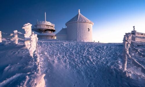 Evropu může čekat arktická zima, varují meteorologové. Na vině je polární vír