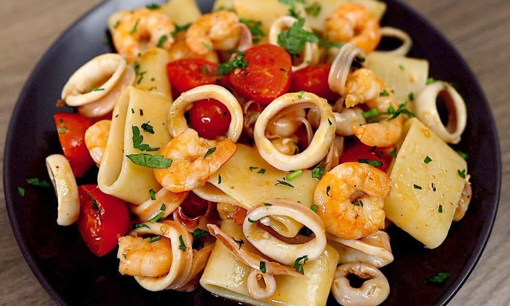 Das ist die beste Pasta mit Meeresfrüchten, die ich je gemacht habe! Einfach und lecker!