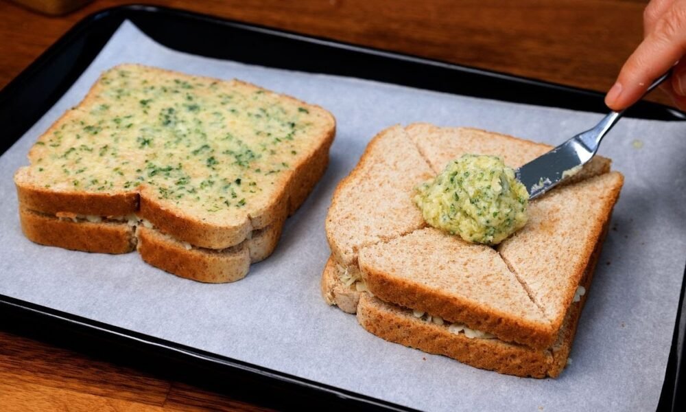 Why didn’t I know this toast recipe before? It’s so easy and delicious
