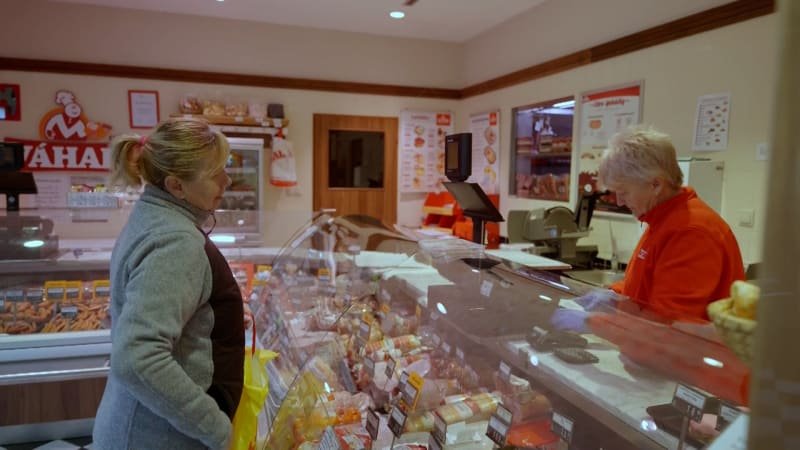 Prima řeznictví: Sádlový král vládne Petřkovicím, v Hustopečích si chválí špekáčky Prima řeznictví: Sádlový král vládne Petřkovicím, v Hustopečích si chválí špekáčky