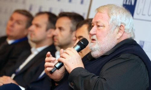 Čo bude so Sotákovými Železiarňami, s košickou U. S. Steel či oravskou hutou? Všetkých ťaží jeden problém Čo bude so Sotákovými Železiarňami, s košickou U. S. Steel či oravskou hutou? Všetkých ťaží jeden problém