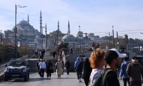 Stejný hotel i obtíže. V Istanbulu se otrávili jídlem další dva turisté, tři dříve zemřeli