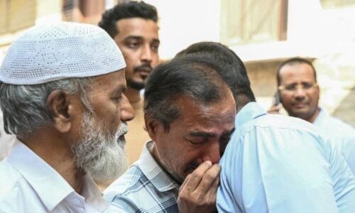 Desítky poutníků nepřežily nehodu autobusu. Na cestě z Mekky narazil do cisterny s naftou