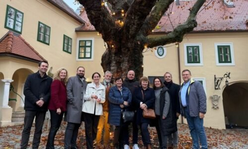 Vojvoda Georg Borwin Mecklenburg-Strelitz si ocenil krásy Malokarpatského regiónu Vojvoda Georg Borwin Mecklenburg-Strelitz si ocenil krásy Malokarpatského regiónu