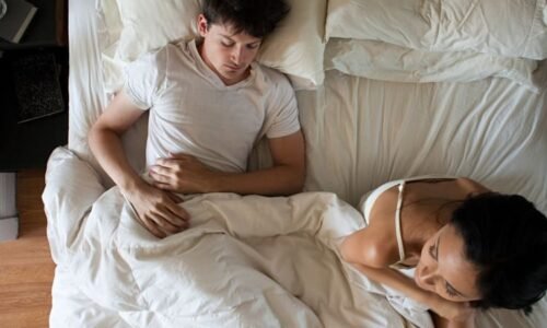 Kašel a chrápání? Může jít o vražednou kombinaci, varují lékaři. O riziku pacienti nevědí Kašel a chrápání? Může jít o vražednou kombinaci, varují lékaři. O riziku pacienti nevědí