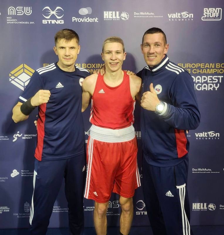 Box-ME23: Lovášová a Bóna získali cenné kovy