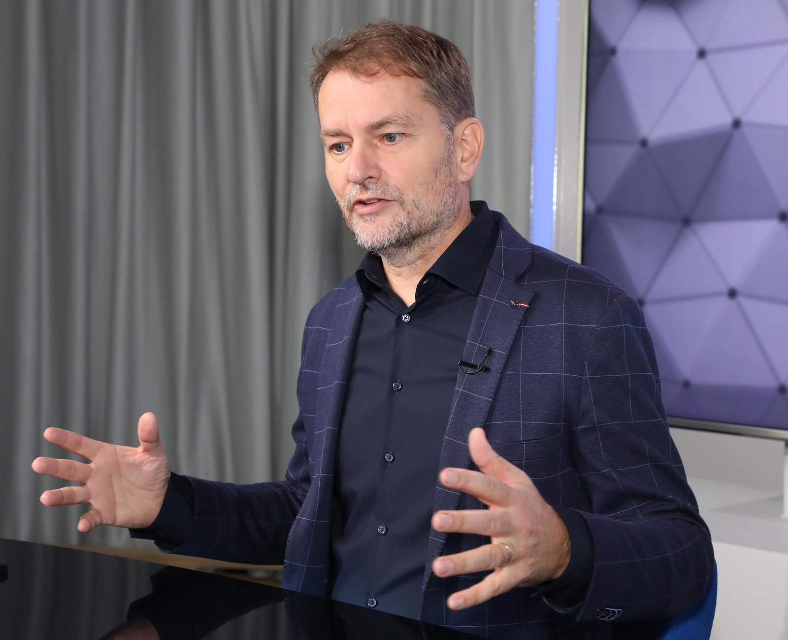 Matovič: Ľudia môžu hlasovať za povinné kontroly politikov na alkohol a drogy Matovič: Ľudia môžu hlasovať za povinné kontroly politikov na alkohol a drogy