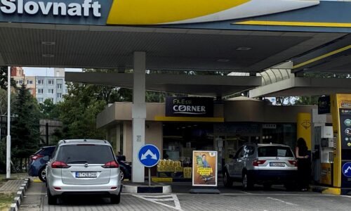 Janaf nedodal Slovnaftu ropu v stanovenej lehote. Porušili zmluvu a zvažujeme právne kroky, tvrdí rafinéria Janaf nedodal Slovnaftu ropu v stanovenej lehote. Porušili zmluvu a zvažujeme právne kroky, tvrdí rafinéria
