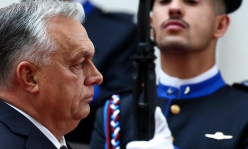 Orbán nariadil vyšetrovanie úniku osobných údajov občanov, obviňuje opozičnú stranu TISZA a Ukrajincov Orbán nariadil vyšetrovanie úniku osobných údajov občanov, obviňuje opozičnú stranu TISZA a Ukrajincov