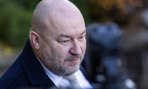 Huliak nesúhlasí s vetom prezidenta, novela o hazarde má podľa neho priniesť peniaze do štátnej kasy Huliak nesúhlasí s vetom prezidenta, novela o hazarde má podľa neho priniesť peniaze do štátnej kasy