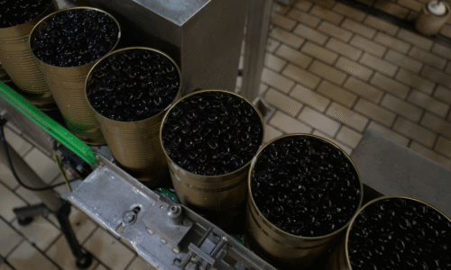 Španielski exportéri olív vyzývajú EÚ na odvetné kroky voči americkým clám