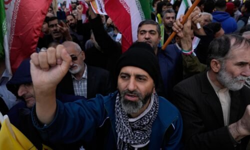 V Iráne si pripomenuli výročie obsadenia veľvyslanectva USA z roku 1979