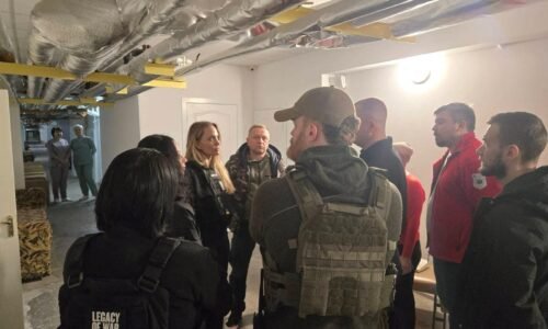 VIDEO: Nečakaná dráma. Angelina Jolieová neohlásene prišla na Ukrajinu, jej vodiča zadržali verbovači