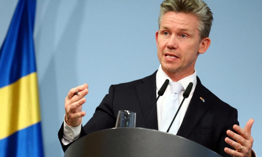 Kyjev požiadal švédsko o čo najskorší výcvik ukrajinských pilotov na stíhačkách gripen