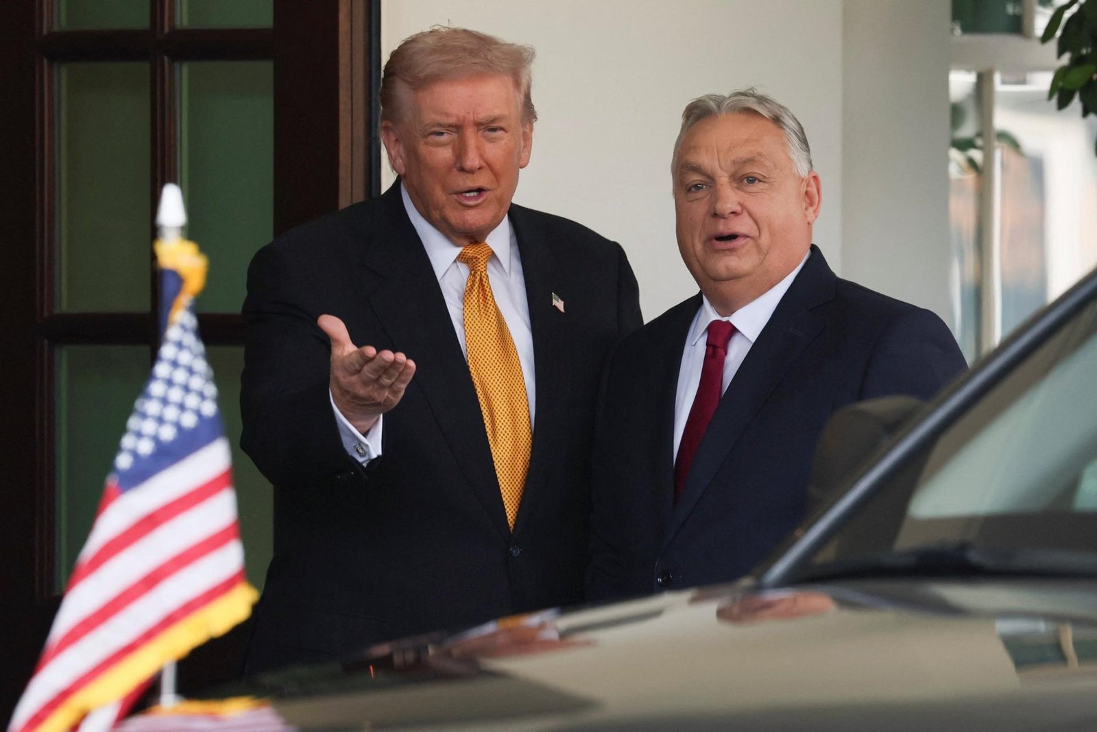 Trump privítal Orbána v Bielom dome. Americký prezident chce hovoriť o stretnutí s Putinom