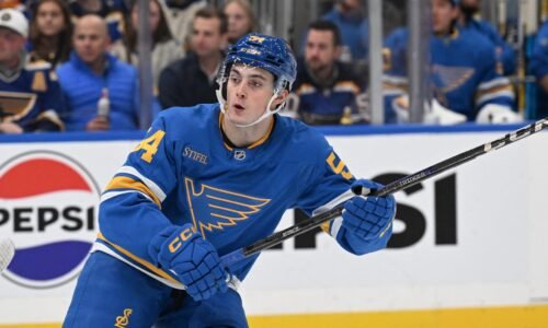 Dvorský strelil svoj druhý gól v NHL, Slafkovský pridal ďalšiu asistenciu