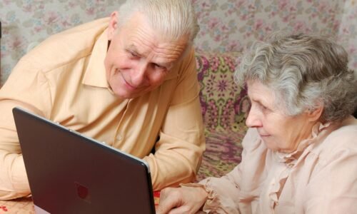 O minimálny dôchodok žiadať nemusíte. Kedy vám naň vzniká nárok?