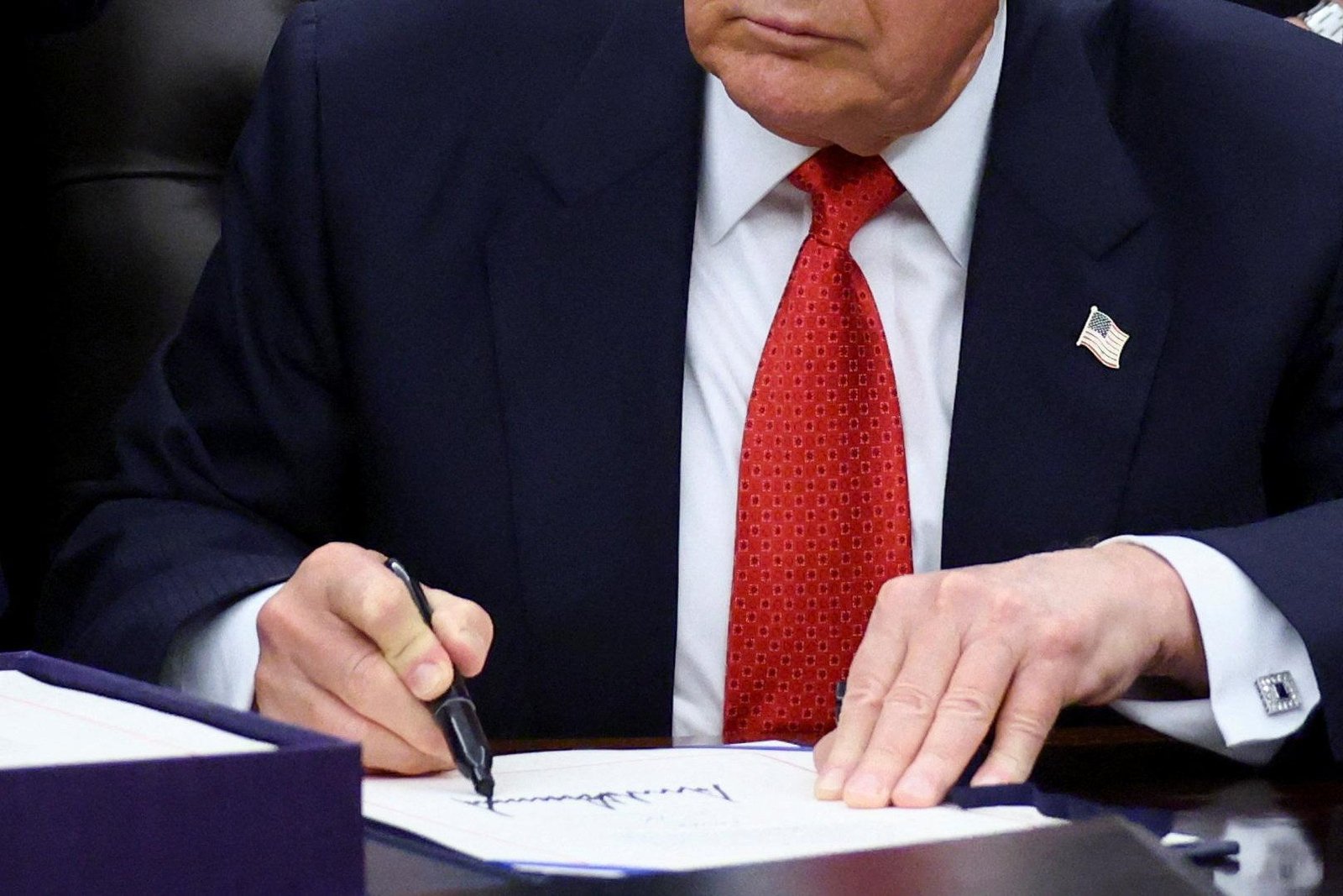 Shutdown sa skončil. Trump podpísal zákon, ktorým sa obnovuje financovanie federálnych inštitúcií