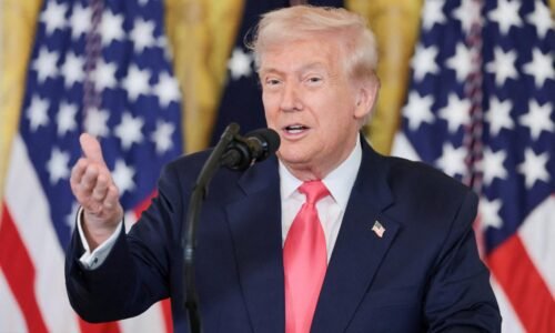 Trump nakúpil dlhopisy, časť z nich zvýhodňuje jeho politika