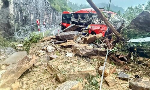 Počet obetí ničivých povodní vo Vietname sa zvýšil na 41. Bez elektriny zostali milióny ľudí