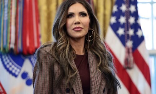 Dvaja príslušníci americkej Národnej gardy postrelení dnes neďaleko Bieleho domu zomreli