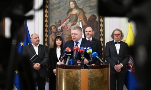 Fico sľúbil Volvu tisíce bytov. Švédi odkazujú, že priority sú teraz iné, pri bývaní zvažujú jeden z benefitov Fico sľúbil Volvu tisíce bytov. Švédi odkazujú, že priority sú teraz iné, pri bývaní zvažujú jeden z benefitov