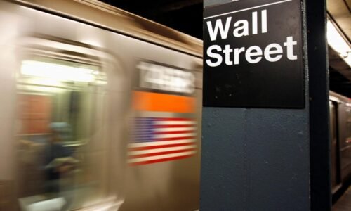Wall Street chytila druhý dych. Technologické firmy a stávky na zníženie úrokových sadzieb tlačia indexy nahor