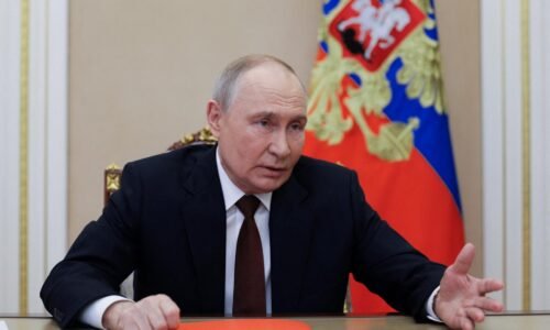 Slovenskí plynári chceli otvárať zadné dvierka na východ. No plány menia bomby, čaká sa na jeden moment Slovenskí plynári chceli otvárať zadné dvierka na východ. No plány menia bomby, čaká sa na jeden moment