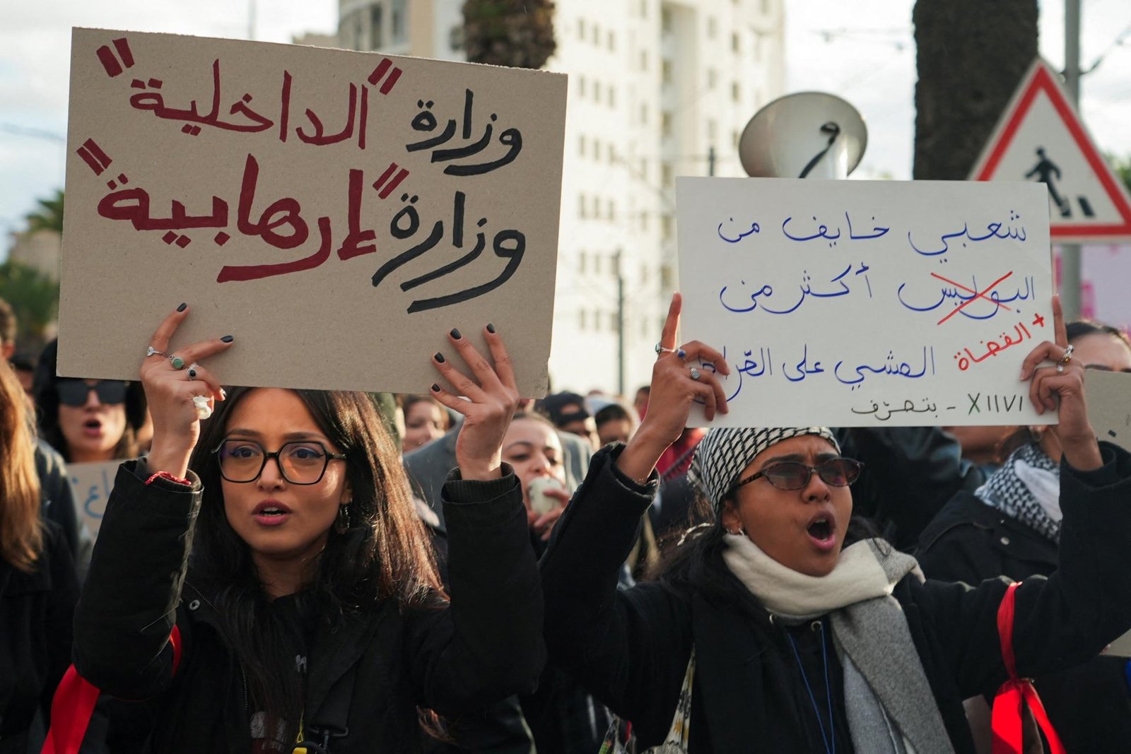 Tuniský súd odsúdil 40 opozičných lídrov, prezident odmietol kritiku od Únie Tuniský súd odsúdil 40 opozičných lídrov, prezident odmietol kritiku od Únie