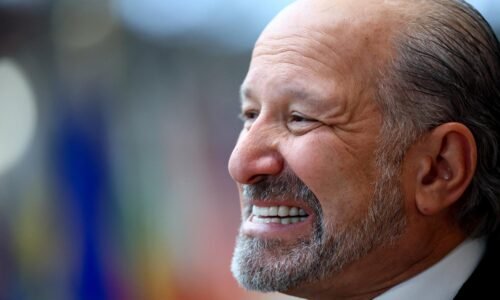 USA znížia clá na oceľ, až bude EÚ ústretovejšia v digitálnej oblasti, tvrdí americký minister obchodu USA znížia clá na oceľ, až bude EÚ ústretovejšia v digitálnej oblasti, tvrdí americký minister obchodu