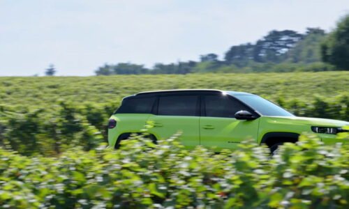 Americký drsniak ušitý pre Európanov v Európe. Stále však túži po jazde v teréne