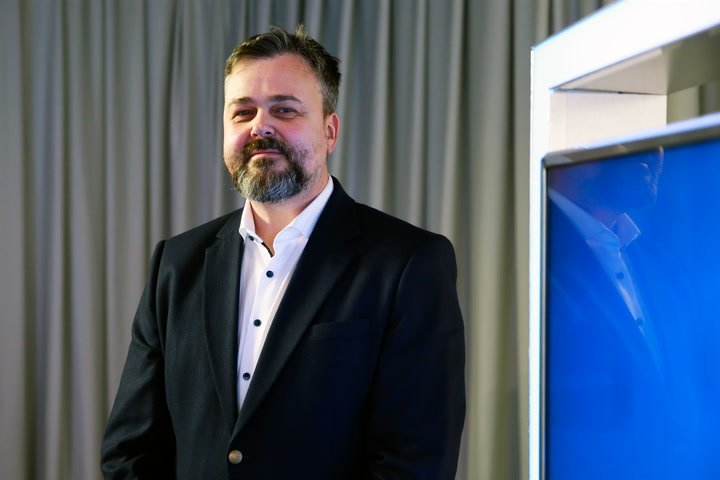 Ľudský faktor môže zlyhať napriek stopercentnej technike, tvrdí v rozhovore bývalý šéf ZSSK Helexa