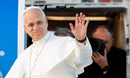 Pápež Lev XIV. odletel na svoju prvú apoštolskú cestu Pápež Lev XIV. odletel na svoju prvú apoštolskú cestu