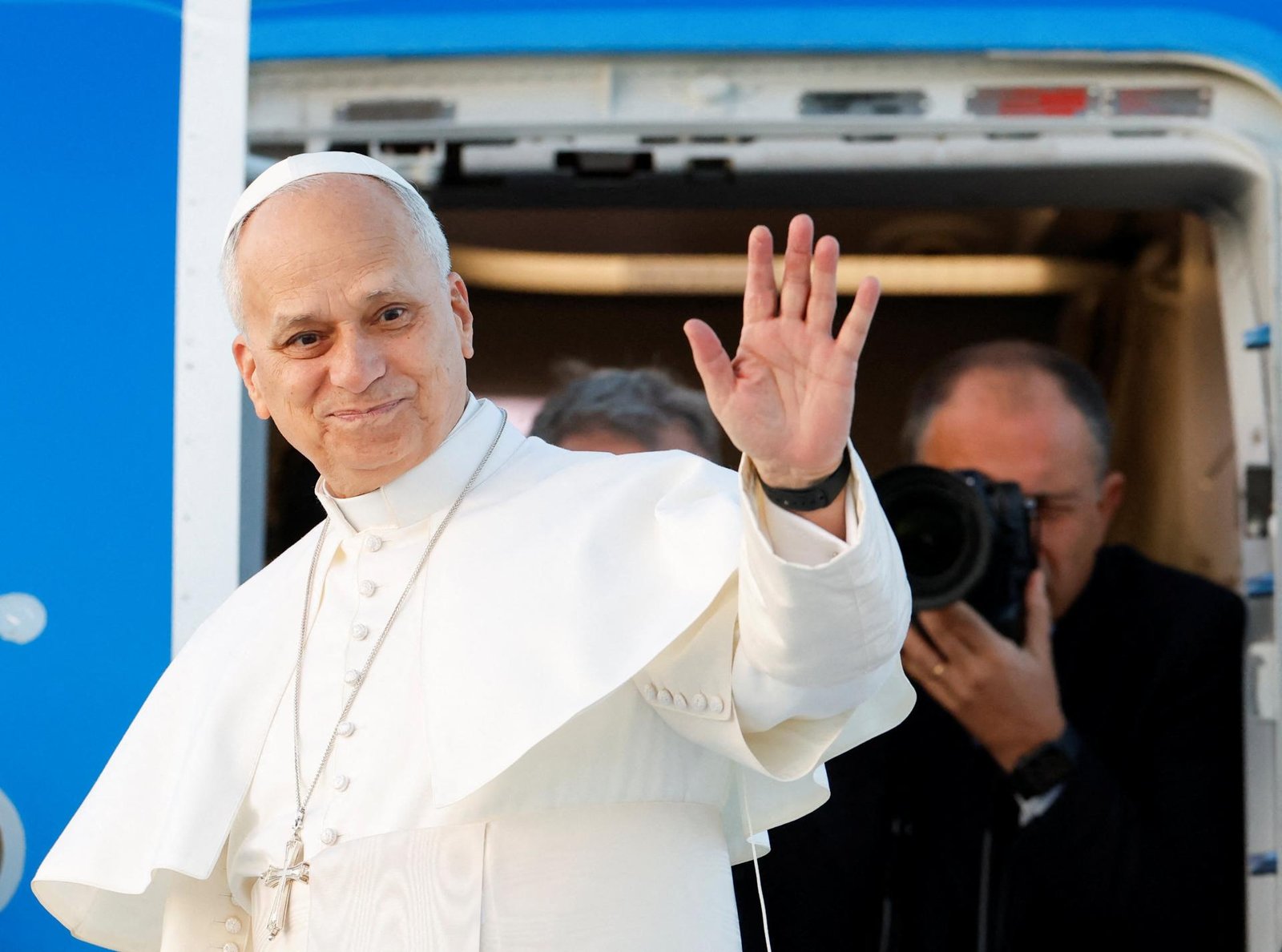 Pápež Lev XIV. odletel na svoju prvú apoštolskú cestu
