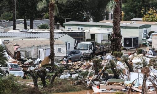 Bouře Claudia udeřila v Evropě: Údajné tornádo zasáhlo kemp, zemřel člověk. Podívejte na video Bouře Claudia udeřila v Evropě: Údajné tornádo zasáhlo kemp, zemřel člověk. Podívejte na video